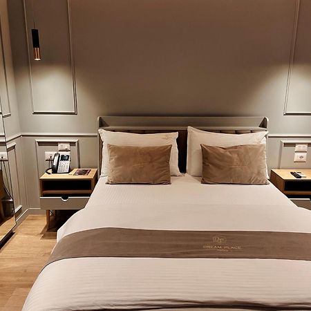 Dream Place Hotel Kamez Bagian luar foto